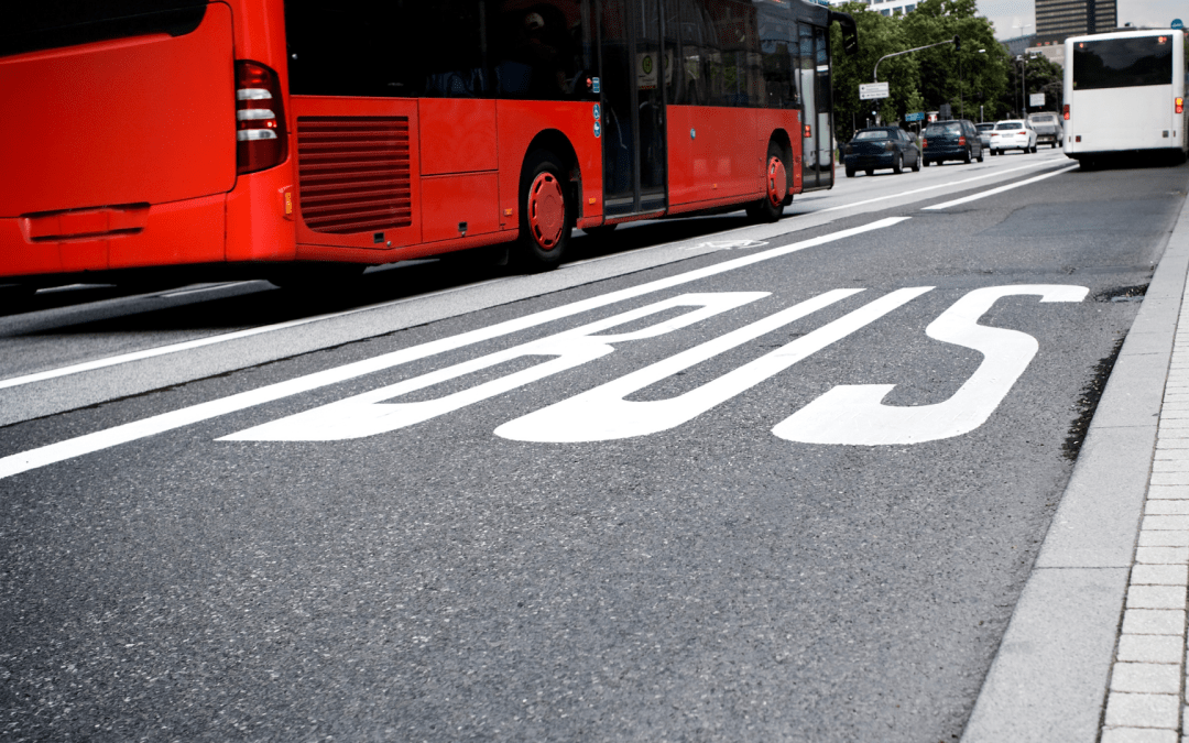 El incesante incremento del precio del combustible amenaza la actividad del sector del transporte de viajeros por carretera de Cataluña