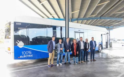 La línea interurbana Mollet del Vallès-Granollers presta el servicio con autobuses eléctricos